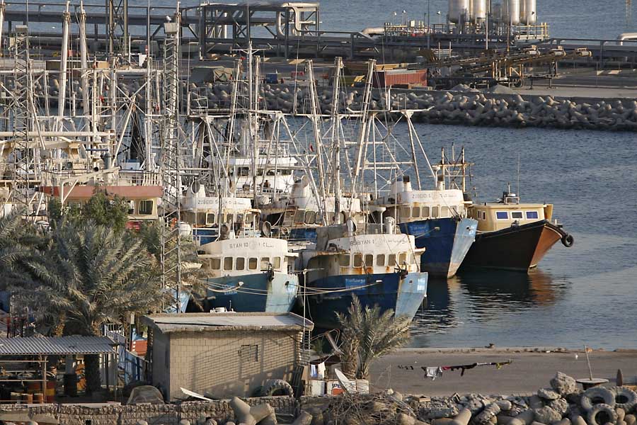 Trawler im Hafen von Kuwait